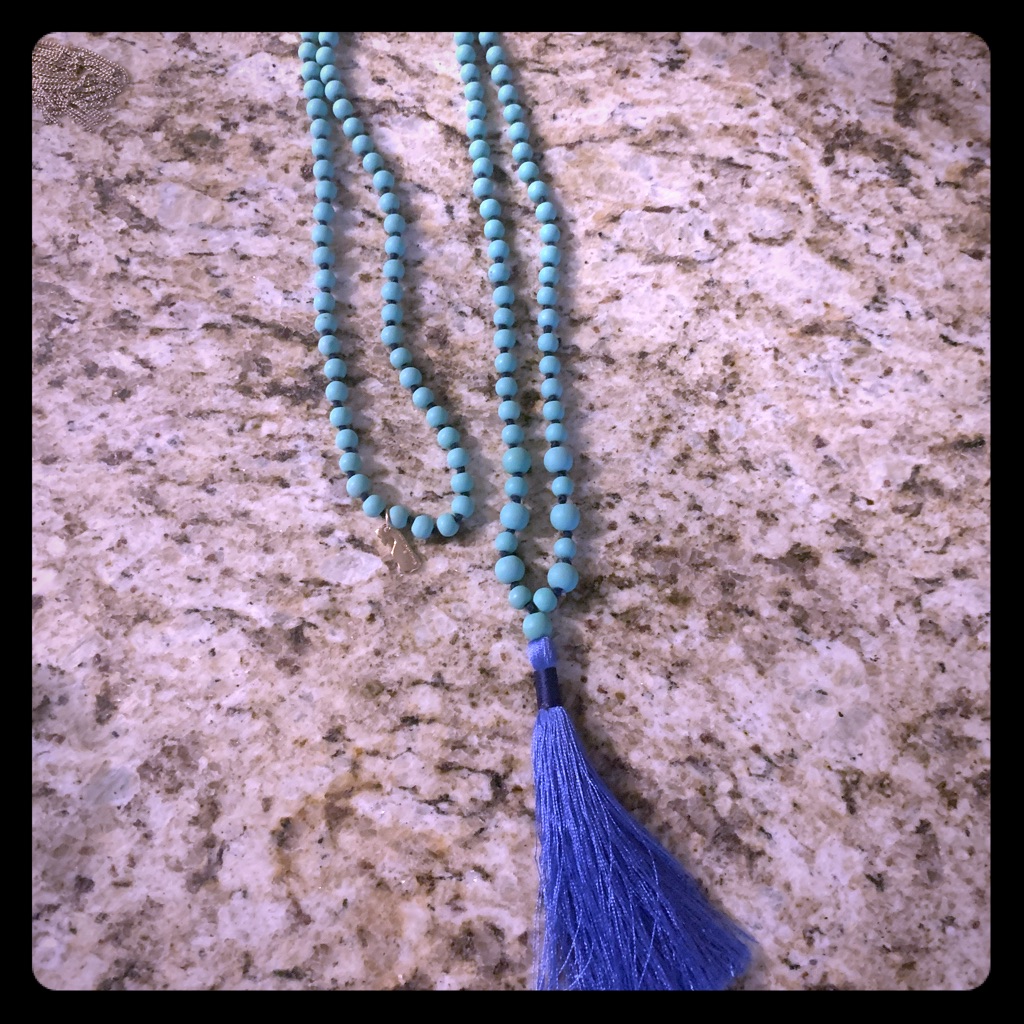 Vineyard Vines Tassel Necklace 27$